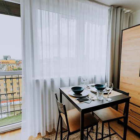Komfortowy Apartament W Centrum Wroclawia Екстер'єр фото
